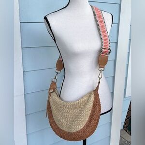 Urban Originals by Anthropologie
Moon Crossbody
